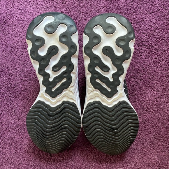 Mens size 8 road runner Nike flyknit 2 - Picture 5 of 8